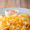 Chipsuri de casă cu cheddar și sosul casei
