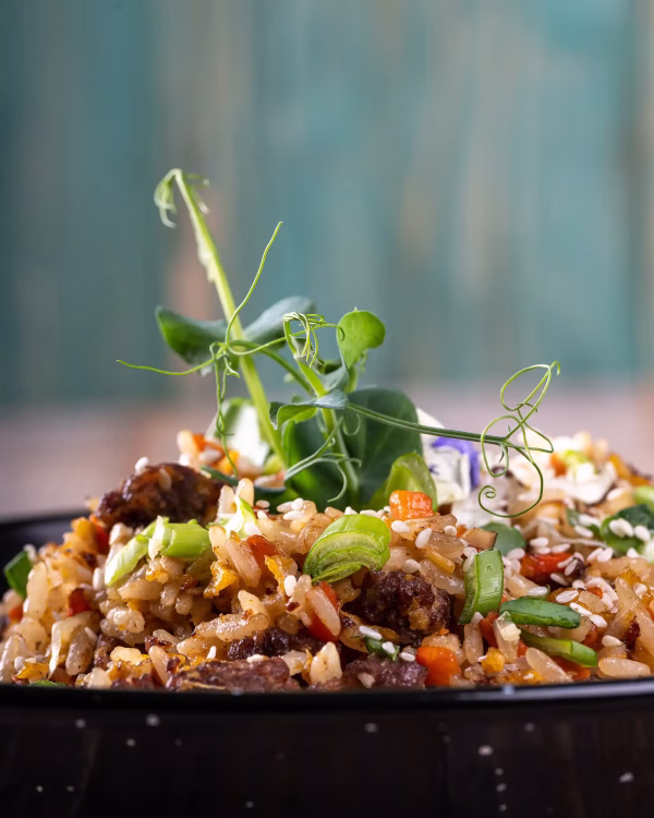 Orez prăjit cu vită