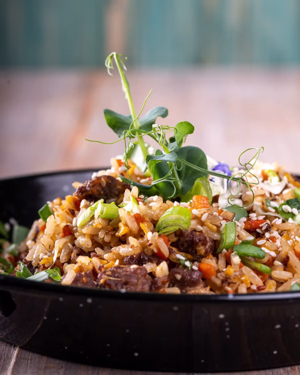 Orez prăjit cu vită