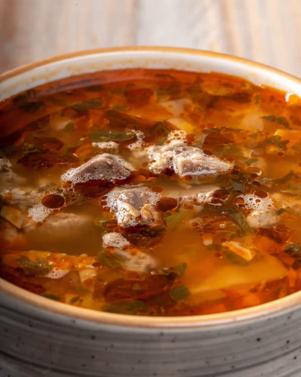 Ciorbă ardelenească cu afumatură