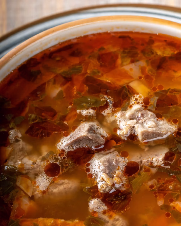 Ciorbă ardelenească cu afumatură